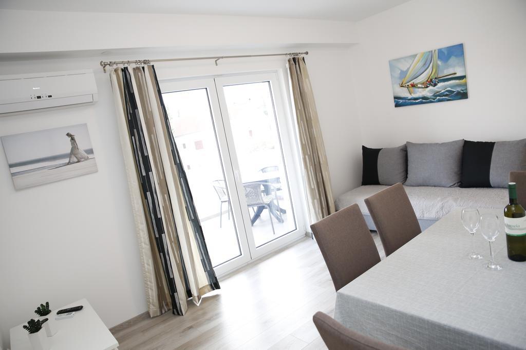 Apartments Gabrijel Vodice Buitenkant foto