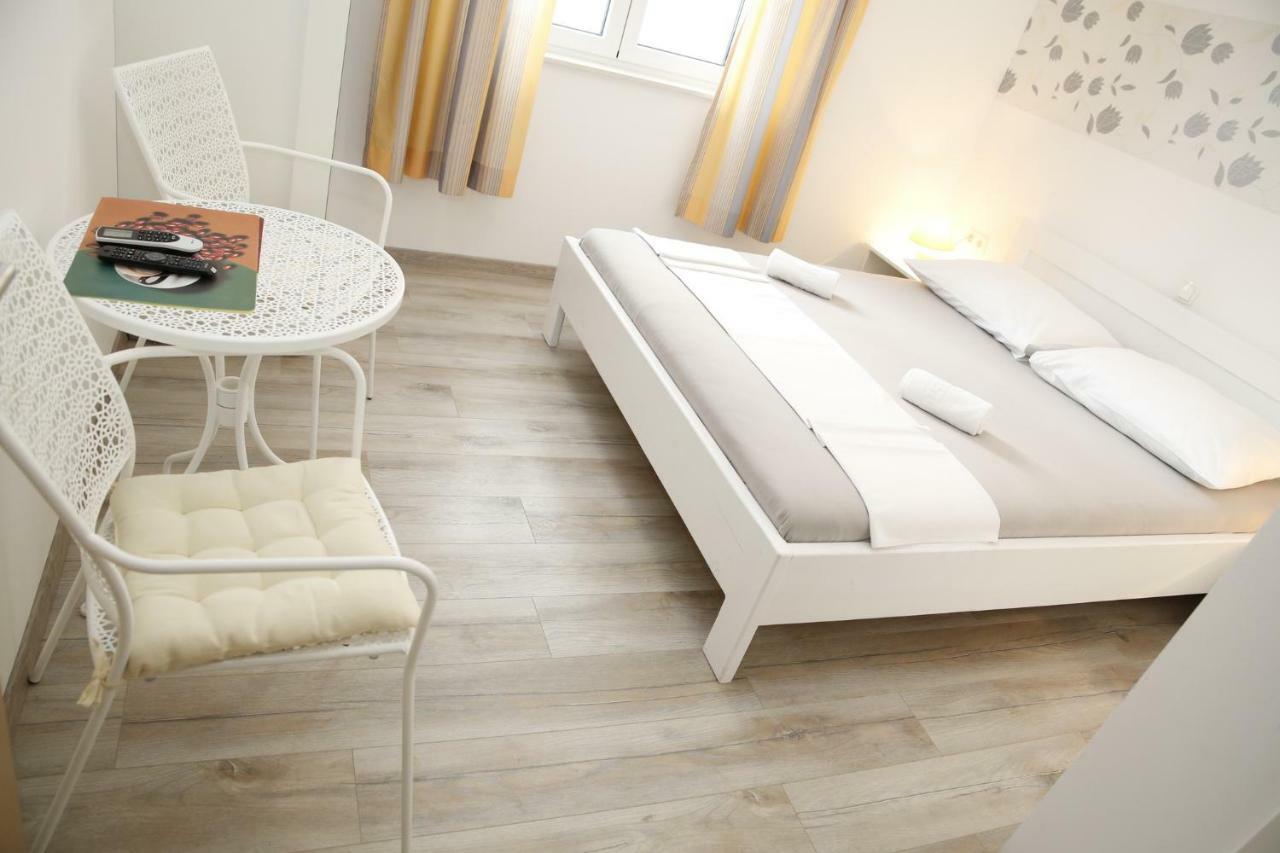 Apartments Gabrijel Vodice Kamer foto